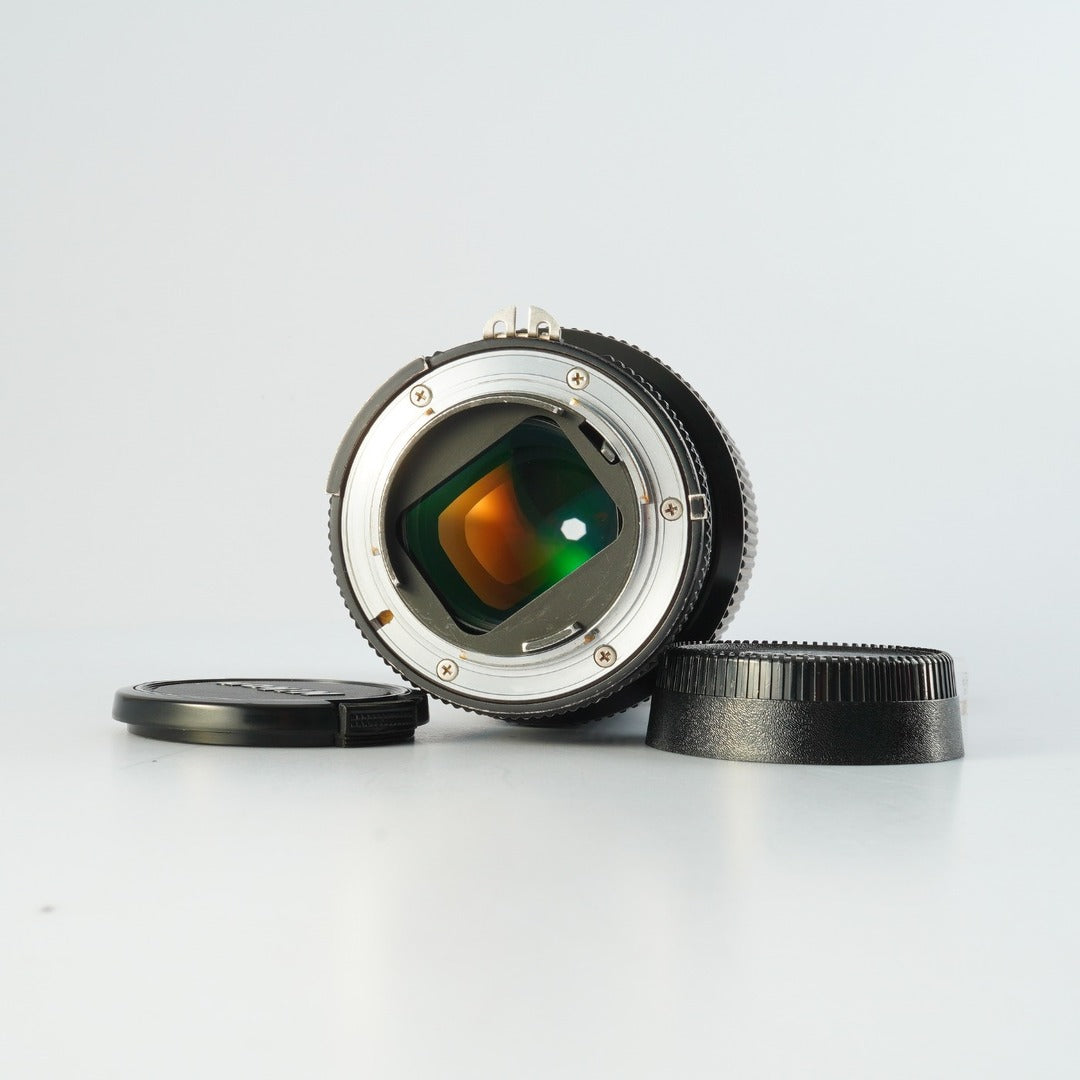 Nikon Ai Zoom Nikkor 80-200mm f4.5 - Filem.sg