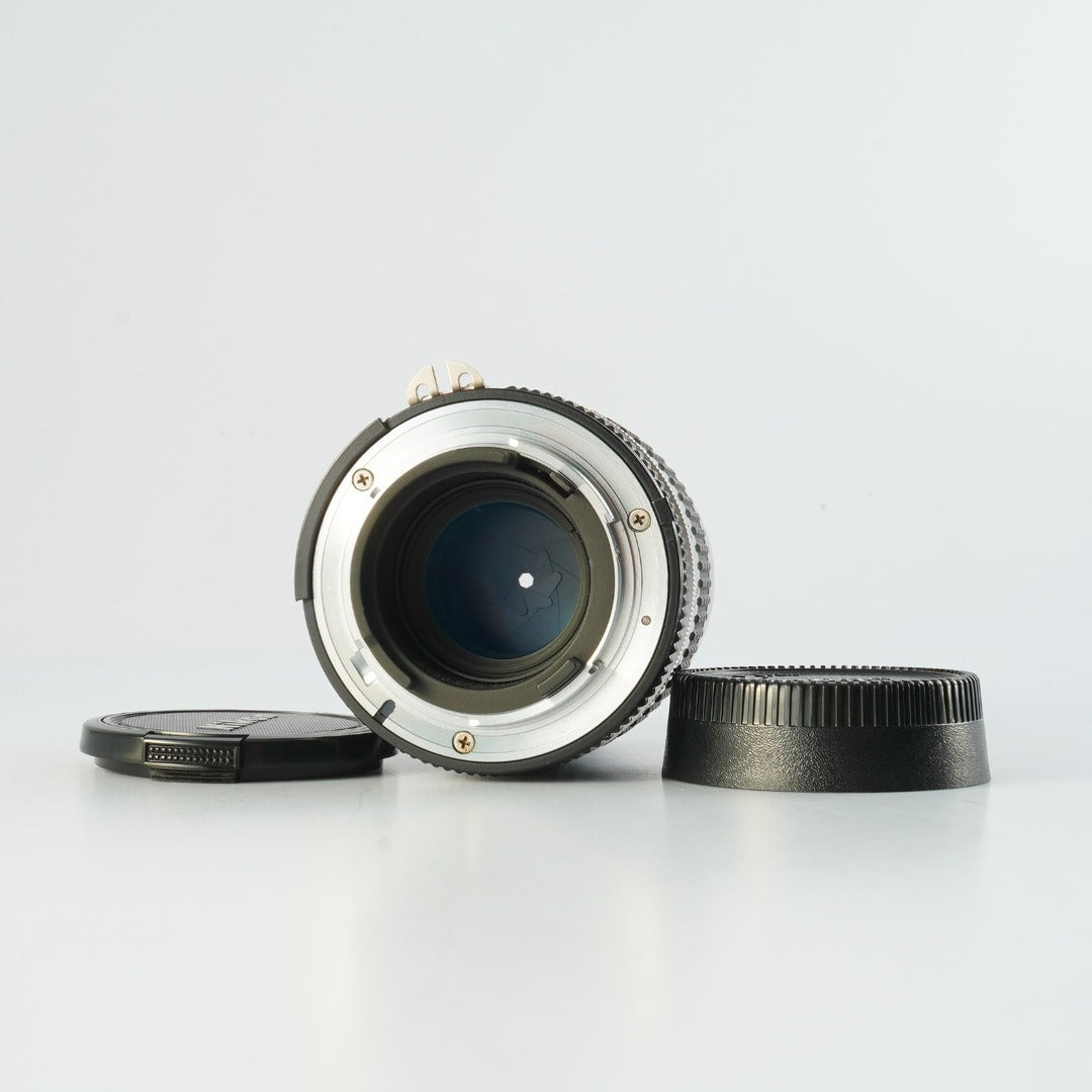 Nikon Ai-S Nikkor 135mm f2.8 - Filem.sg