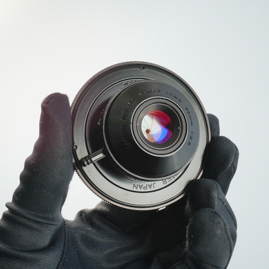 Canon Macro Photo Lens 35mm f2.8 - Filem.sg