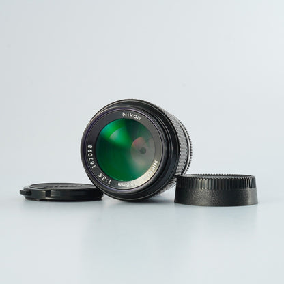 Nikon Ai Nikkor 135mm f3.5 - Filem.sg