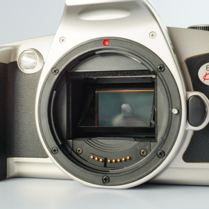 Canon EOS Kiss REBEL XS - Filem.sg