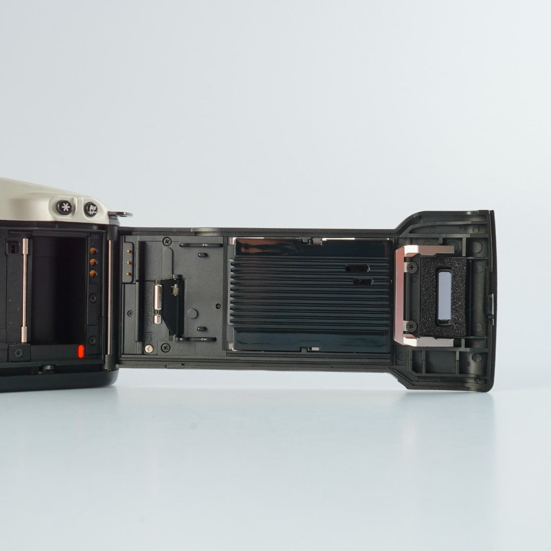 Canon EOS Kiss REBEL XS - Filem.sg