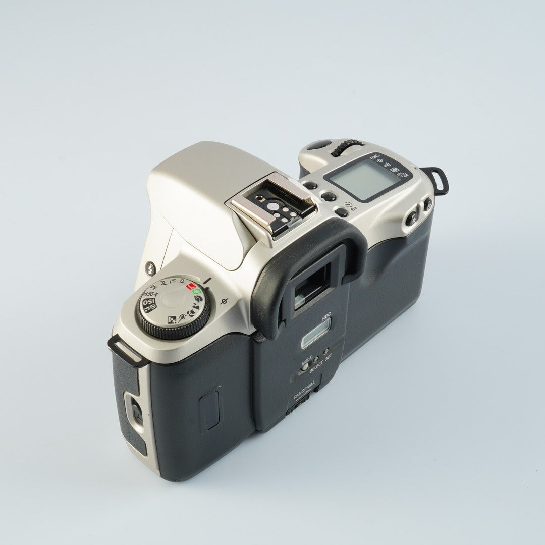 Canon EOS Kiss REBEL XS - Filem.sg