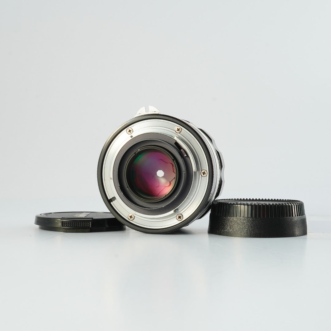 Nikon Ai NIKKOR-O.C Auto 35mm f2 - Filem.sg