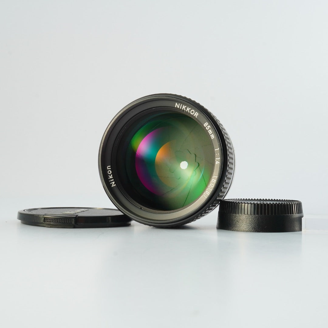 Nikon Ai-S Nikkor 85mm f1.4 - Filem.sg
