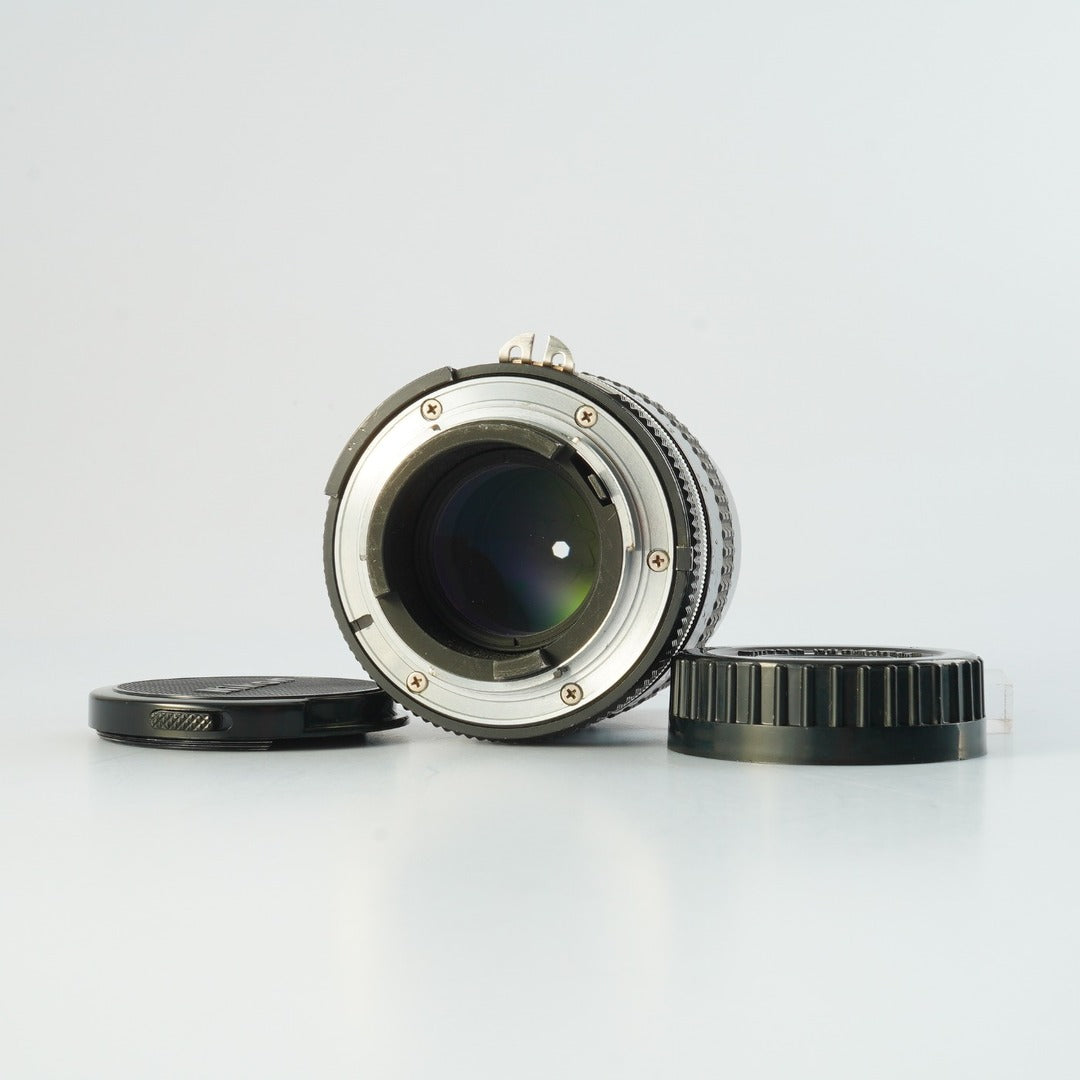 Nikon Ai Nikkor 135mm f3.5 - Filem.sg