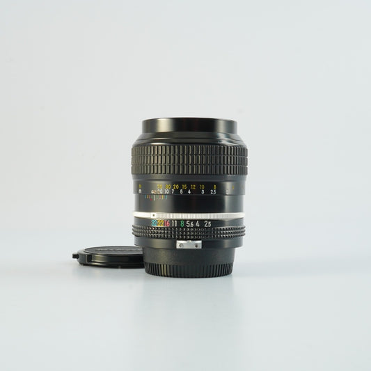Nikon Ai Nikkor 105mm f2.5 - Filem.sg