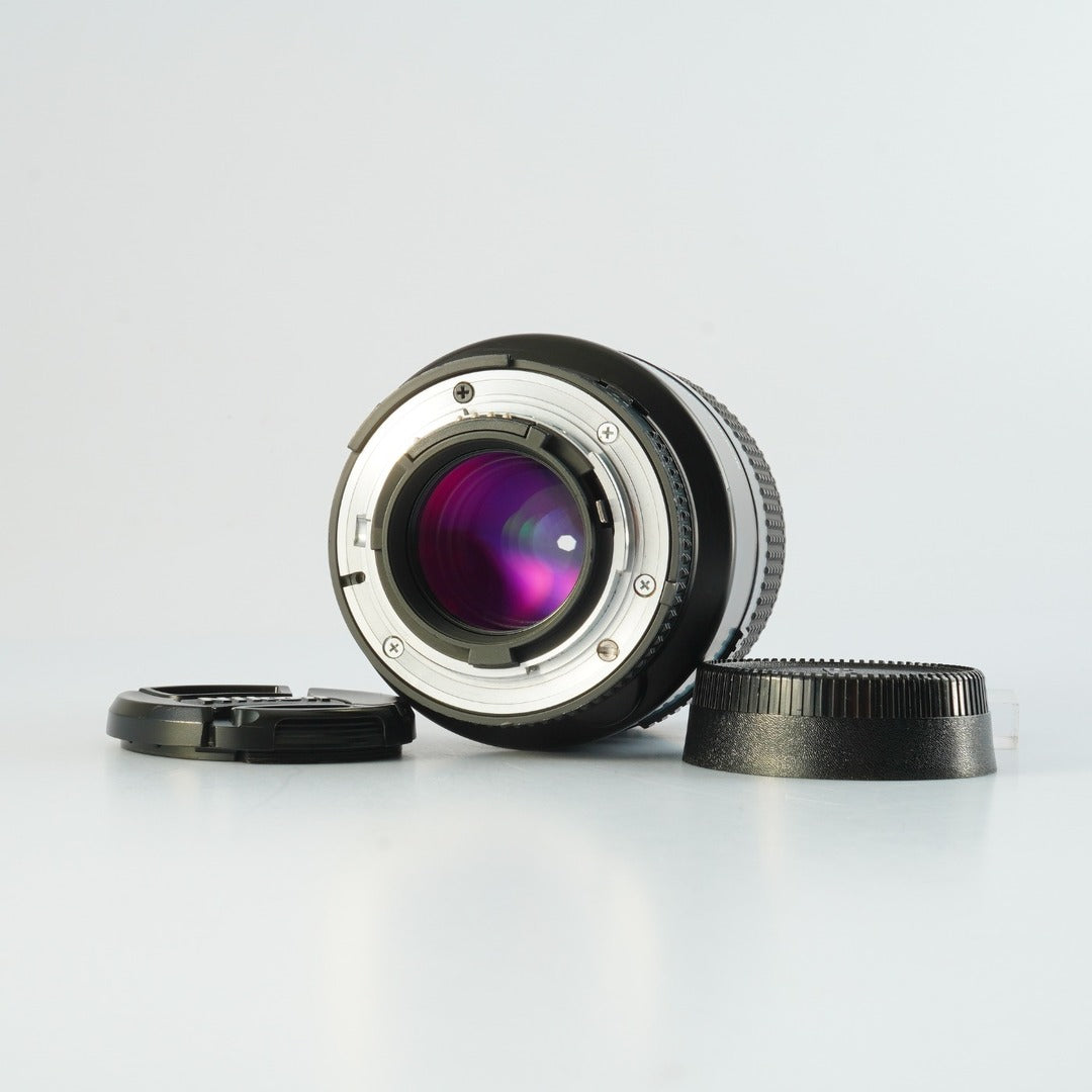Nikon AF MICRO Nikkor 105mm f2.8 Macro - Filem.sg