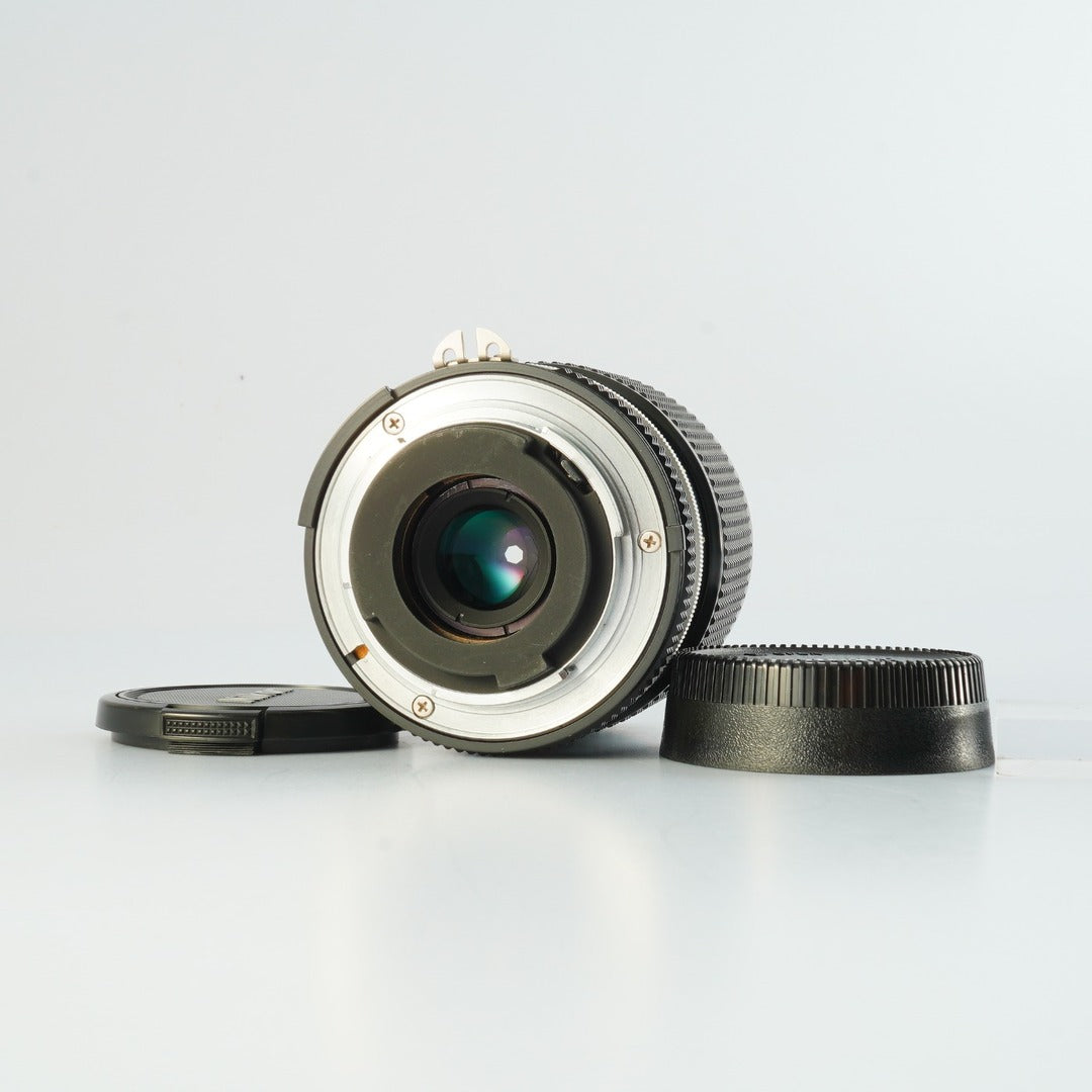 Nikon Ai Zoom-NIKKOR 43-86mm f3.5 + 2X NA Teleplus MC7 - Filem.sg