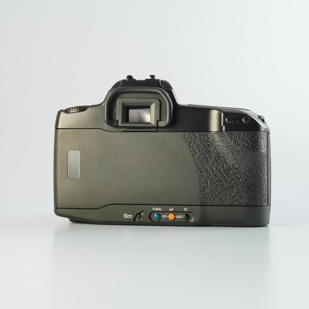 Canon EOS 10 QD + Sigma 28-80mm f3.5-5.6 II Macro - Filem.sg