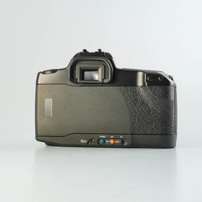 Canon EOS 10 QD + Sigma 28-80mm f3.5-5.6 II Macro - Filem.sg