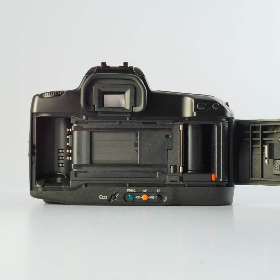 Canon EOS 10 QD + Sigma 28-80mm f3.5-5.6 II Macro - Filem.sg