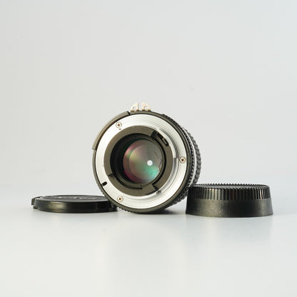 Nikon Ai Nikkor 85mm f2 - Filem.sg