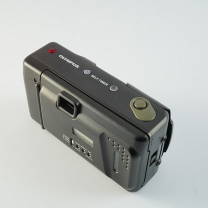 Olympus AM-100 QUARTZDATE 35mm f3.5 - Filem.sg