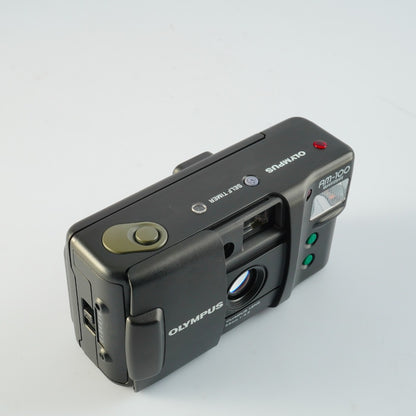 Olympus AM-100 QUARTZDATE 35mm f3.5 - Filem.sg