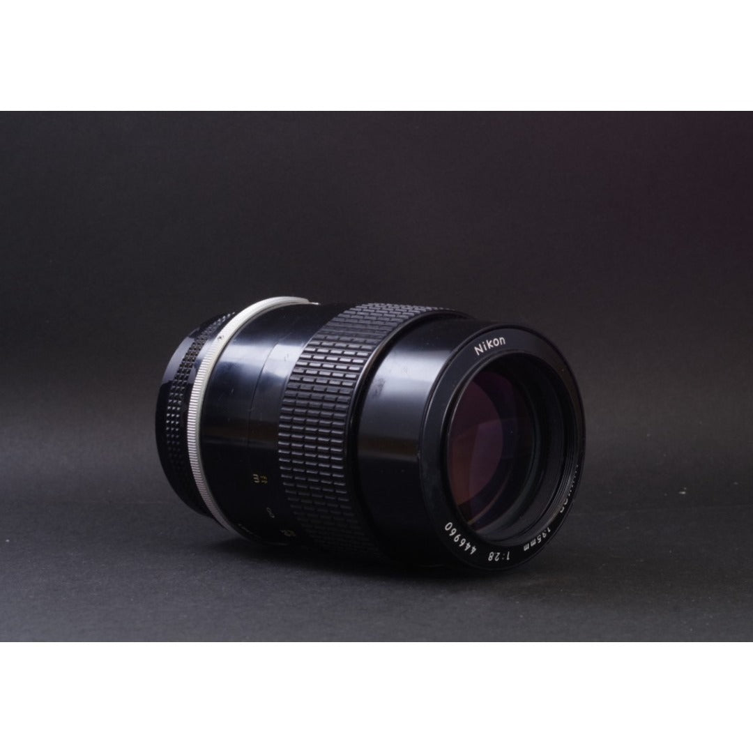 Nikon Nikkor 135mm f/2.8 non-Ai - Filem.sg
