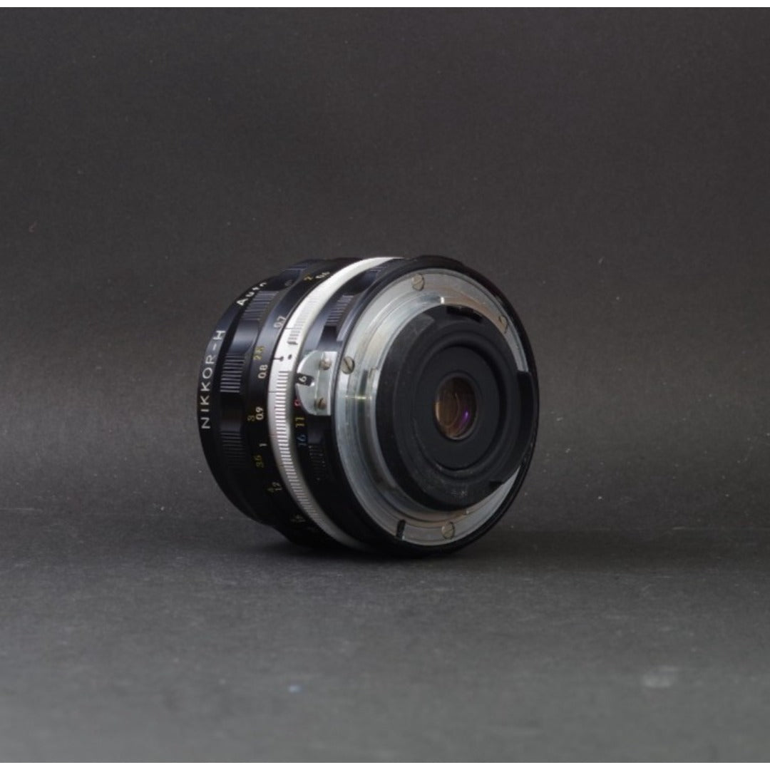 Nikon Nikkor-H Auto 28mm f/3.5 non-Ai - Filem.sg