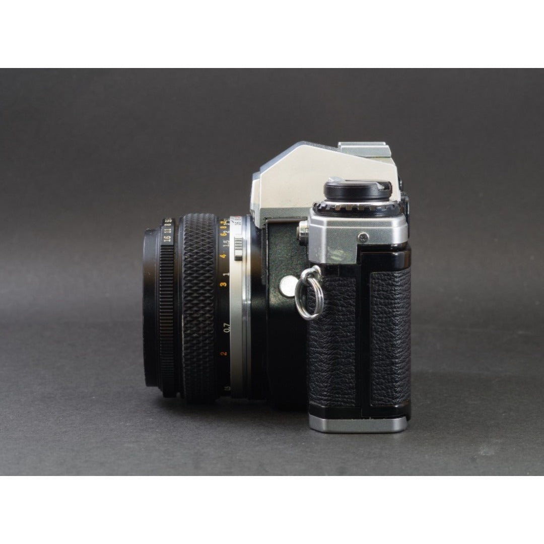 Olympus OM-10 with Zuiko MC Auto-S 50mm f/1.8 - Filem.sg
