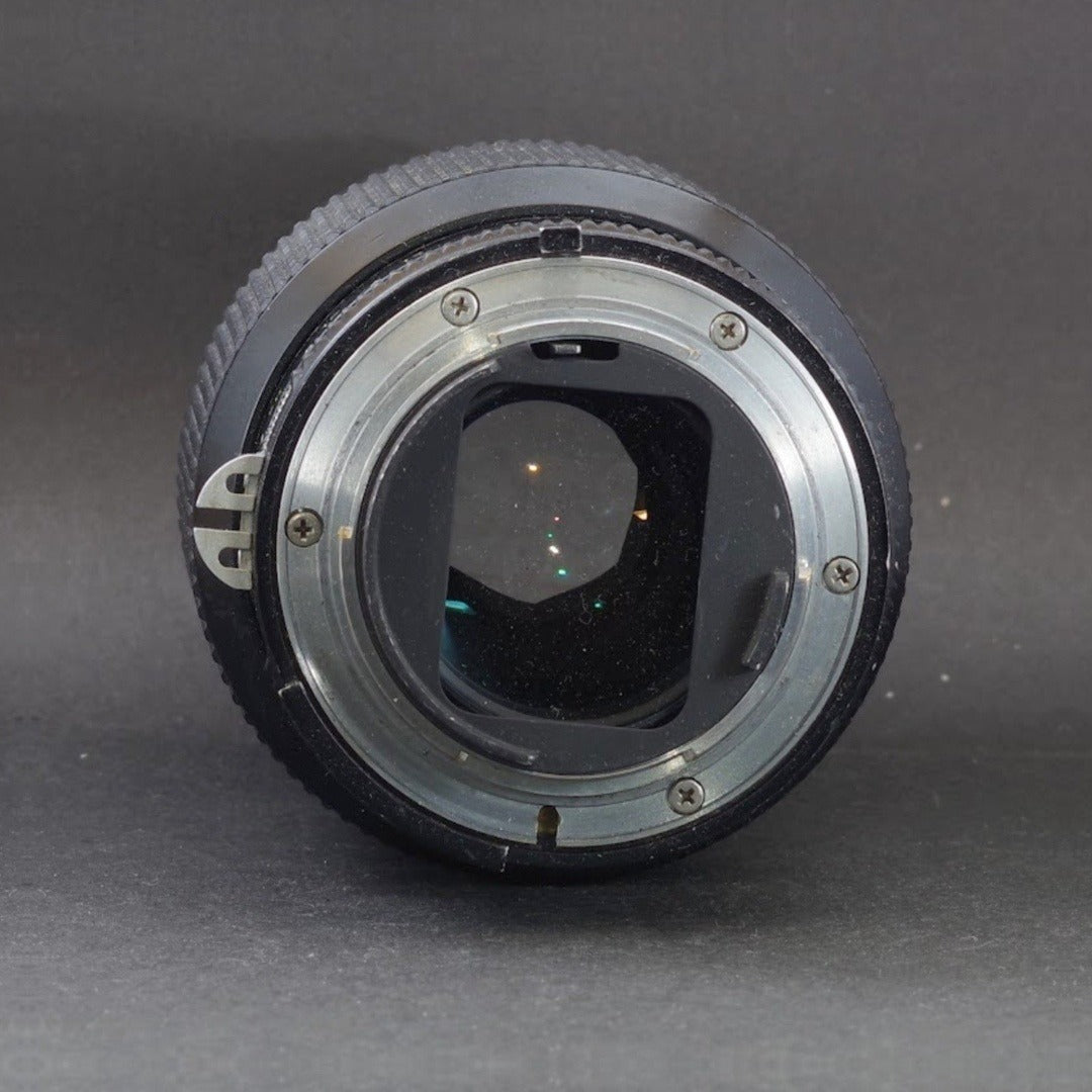 Nikon Zoom-NIKKOR 80-200mm f/4.5 Ai - Filem.sg