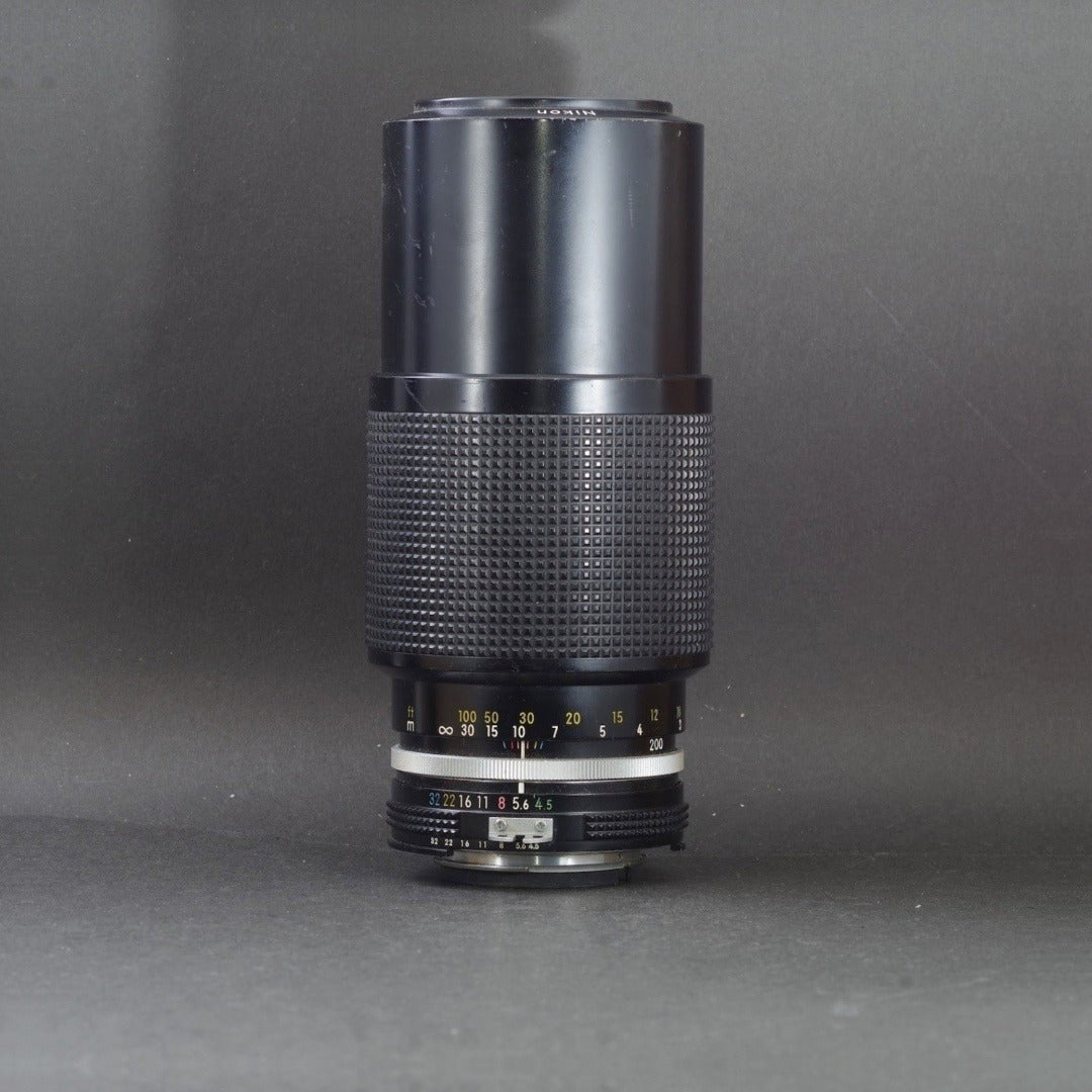 Nikon Zoom-NIKKOR 80-200mm f/4.5 Ai - Filem.sg