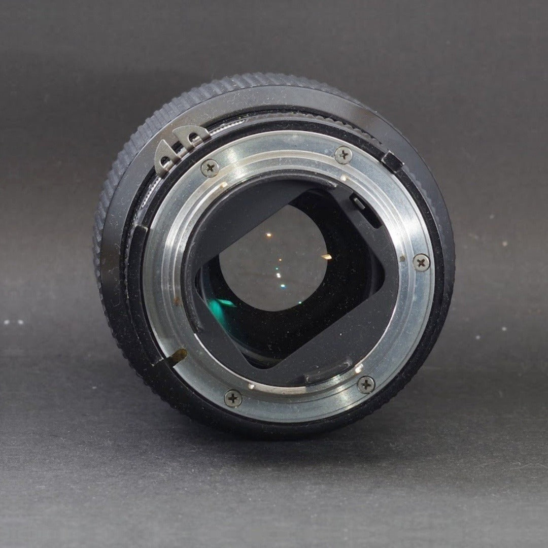 Nikon Zoom-NIKKOR 80-200mm f/4.5 Ai - Filem.sg