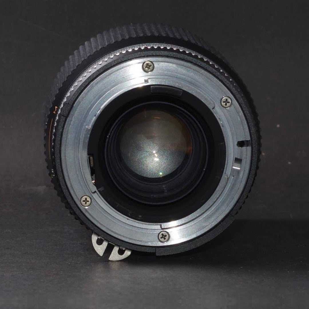 Nikon Zoom-NIKKOR 35-135mm f/3.5-4.5 Ai-S - Filem.sg