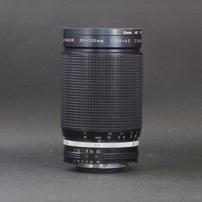 Nikon Zoom-NIKKOR 35-135mm f/3.5-4.5 Ai-S - Filem.sg
