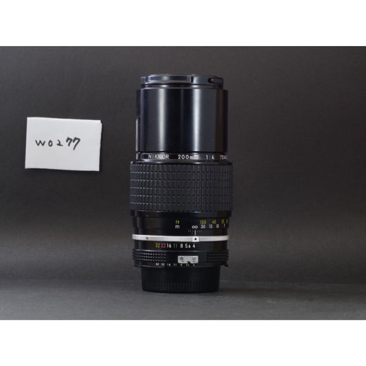 Nikon Nikkor 200mm f/4 Ai - Filem.sg