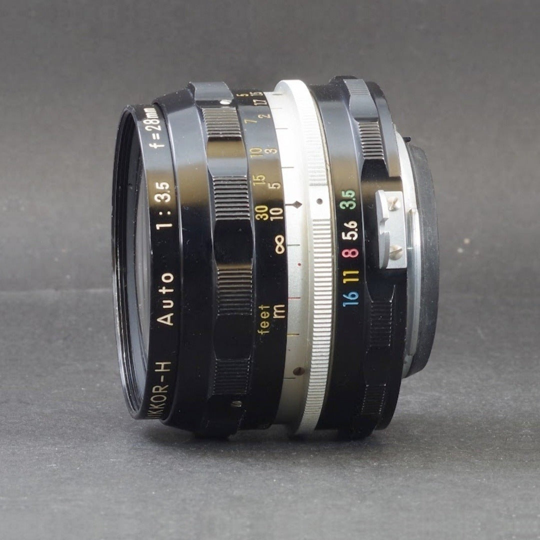 Nikon Nikkor-H Auto 28mm f/3.5 non-Ai - Filem.sg