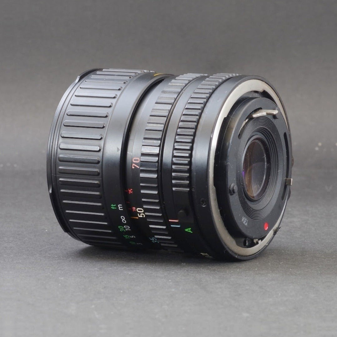 Canon New FD 35-70mm f/3.5-4.5 - Filem.sg