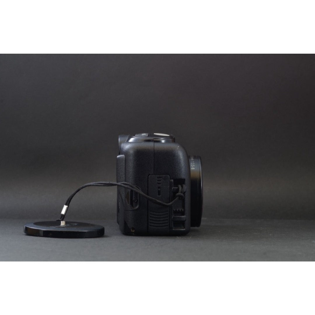 Canon Autoboy Zoom 105 - Filem.sg