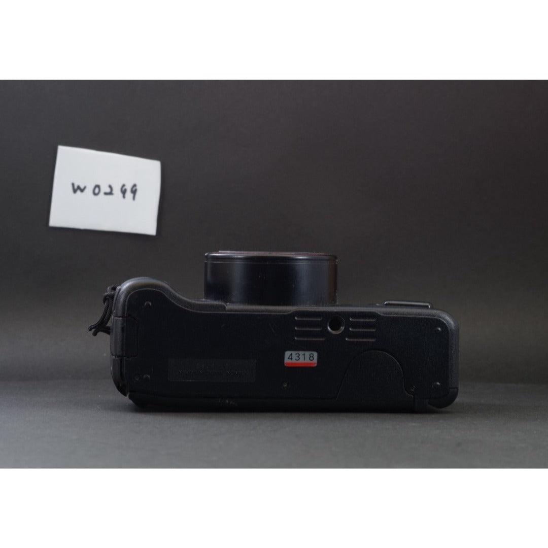 Canon Autoboy Zoom 105 - Filem.sg