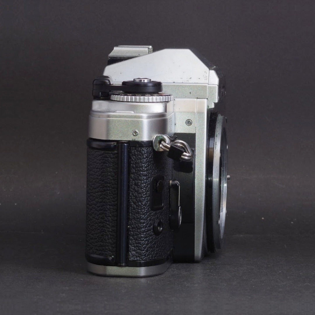 Nikon FG (Silver) - Filem.sg