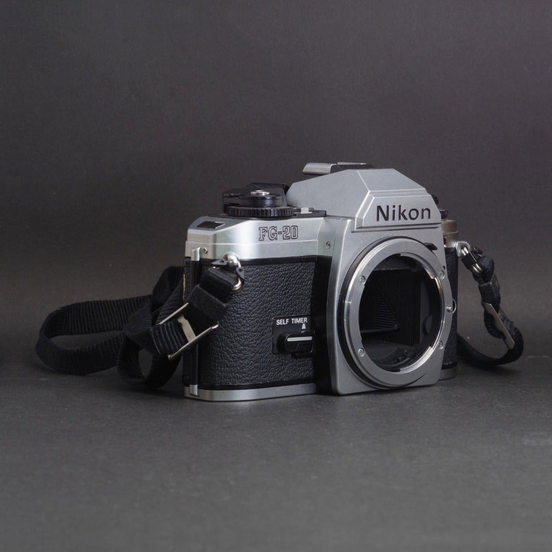 Nikon FG-20 (Silver) - Filem.sg
