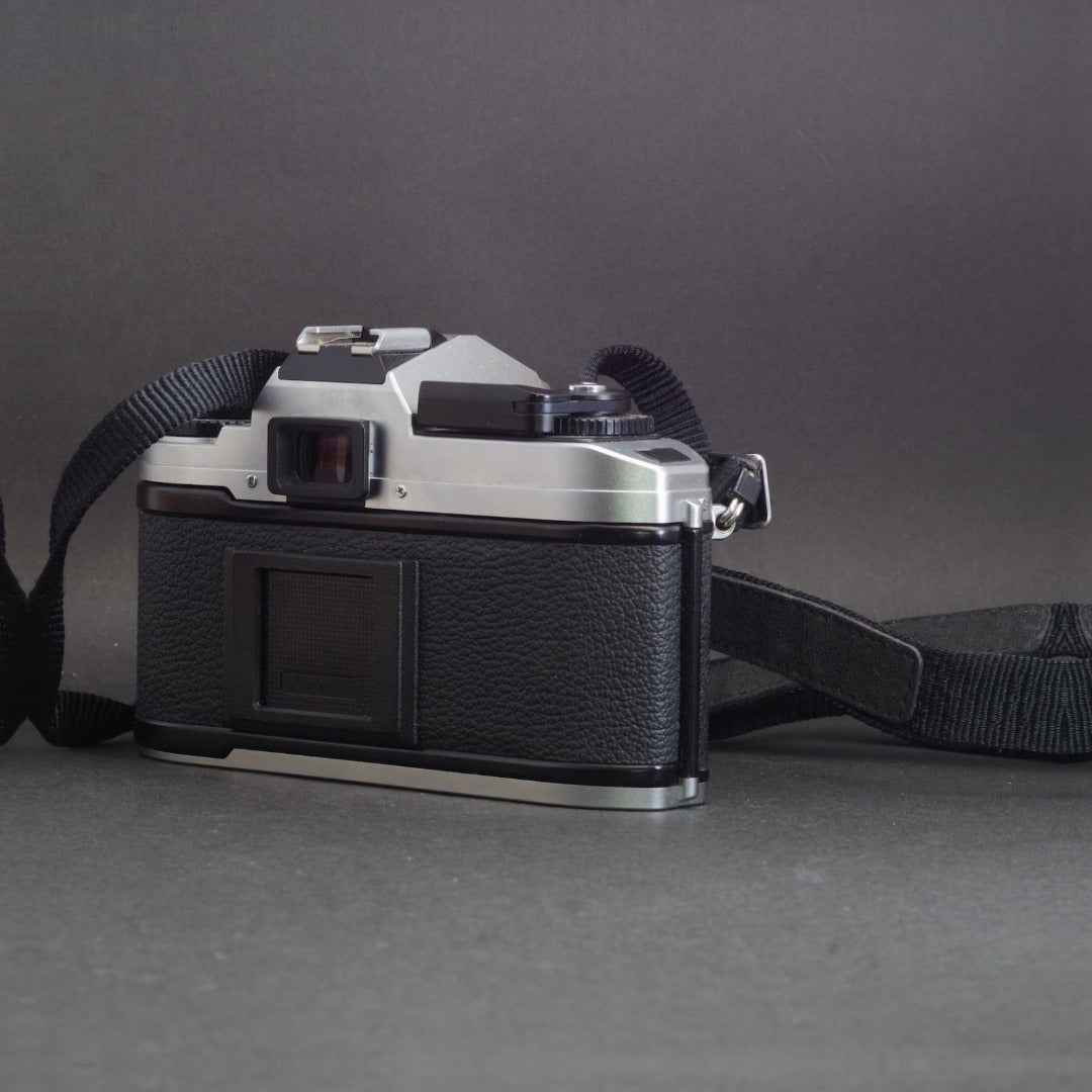 Nikon FG-20 (Silver) - Filem.sg