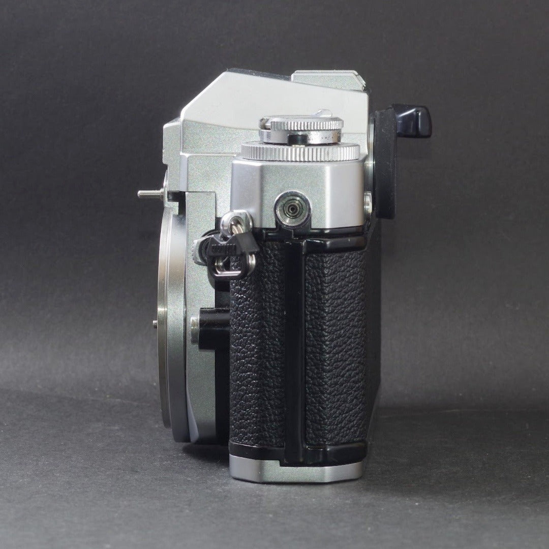 Nikon Nikomat EL (Silver) - Filem.sg