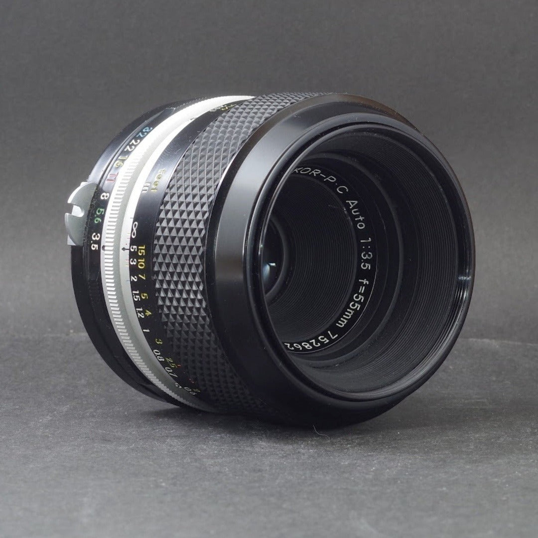 Nikon Micro-NIKKOR-P C Auto 55mm f/3.5 non-Ai - Filem.sg