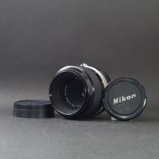 Nikon Micro-NIKKOR-P Auto 55mm f/3.5 Ai - Filem.sg
