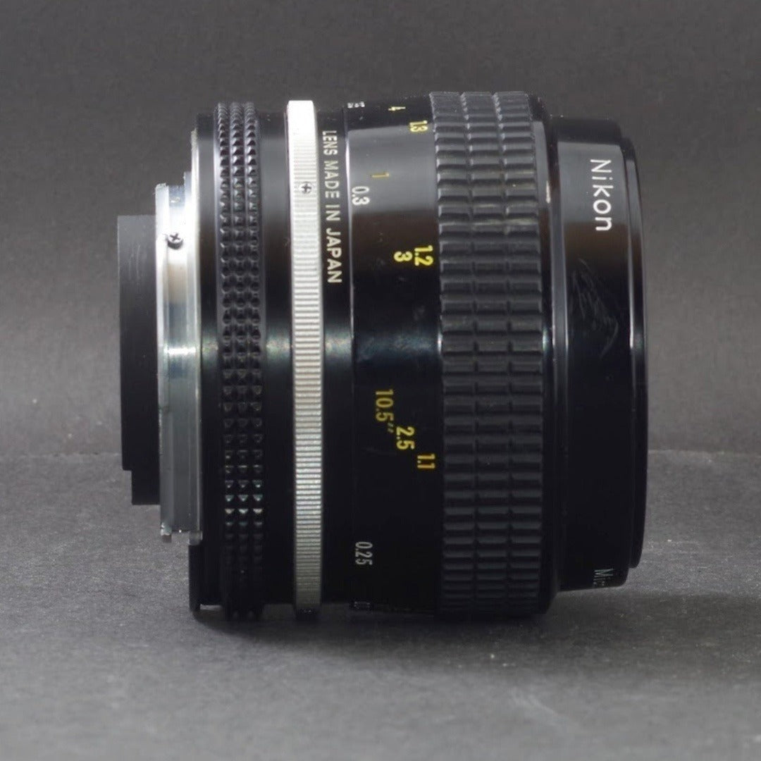 Nikon Micro-NIKKOR 55mm f/3.5 Ai - Filem.sg