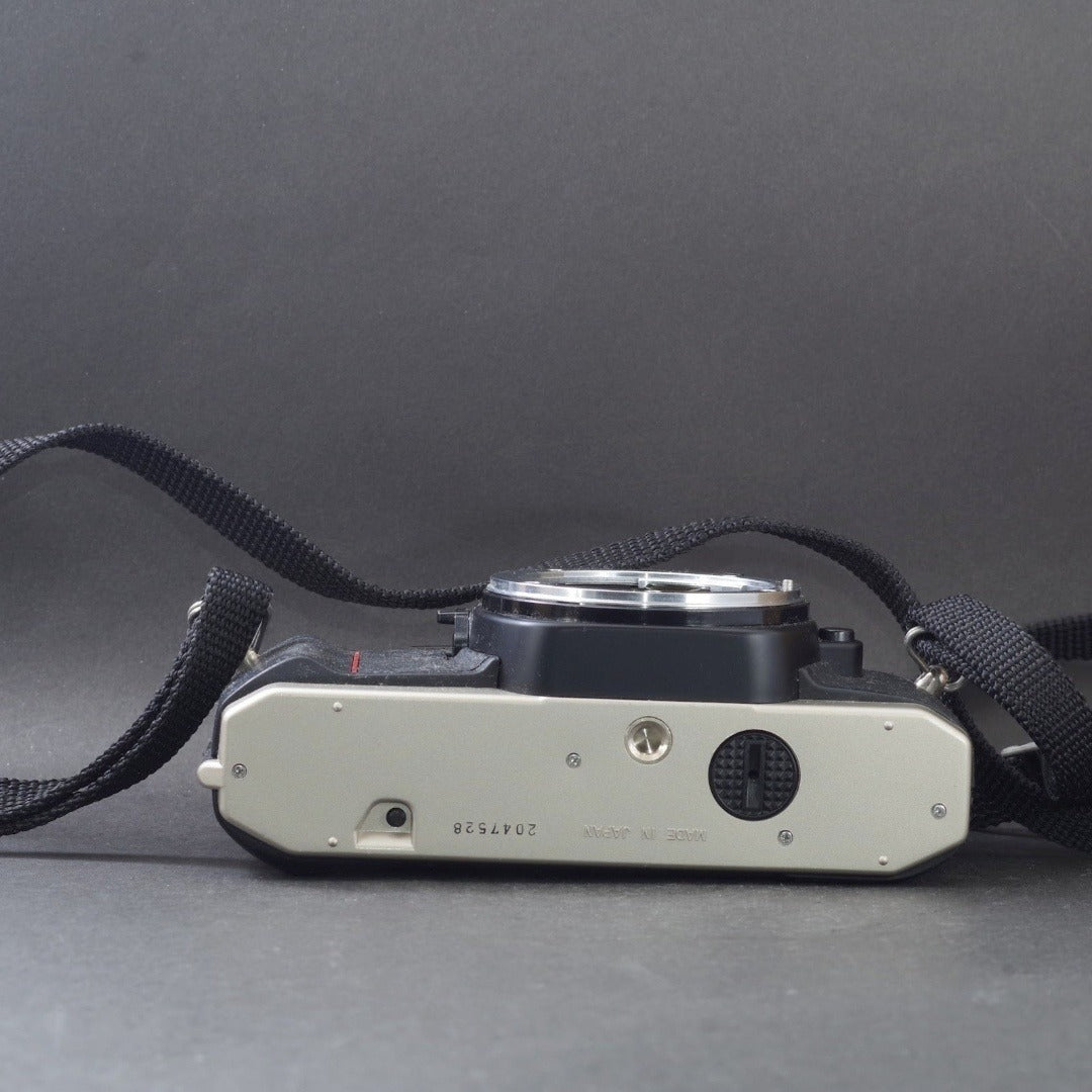 Nikon FE10 - Filem.sg