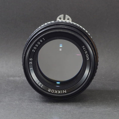 Nikon Nikkor 135mm f/3.5 Ai - Filem.sg