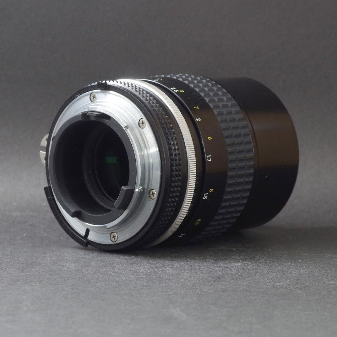 Nikon Nikkor 135mm f/3.5 Ai - Filem.sg
