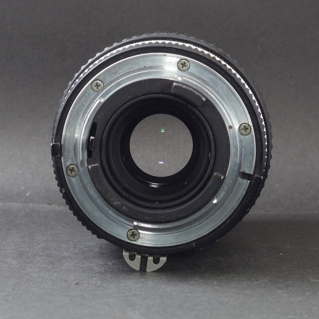 Nikon Nikkor 200mm f/4 Ai - Filem.sg