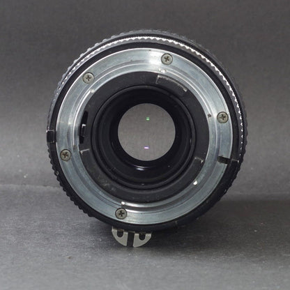 Nikon Nikkor 200mm f/4 Ai - Filem.sg