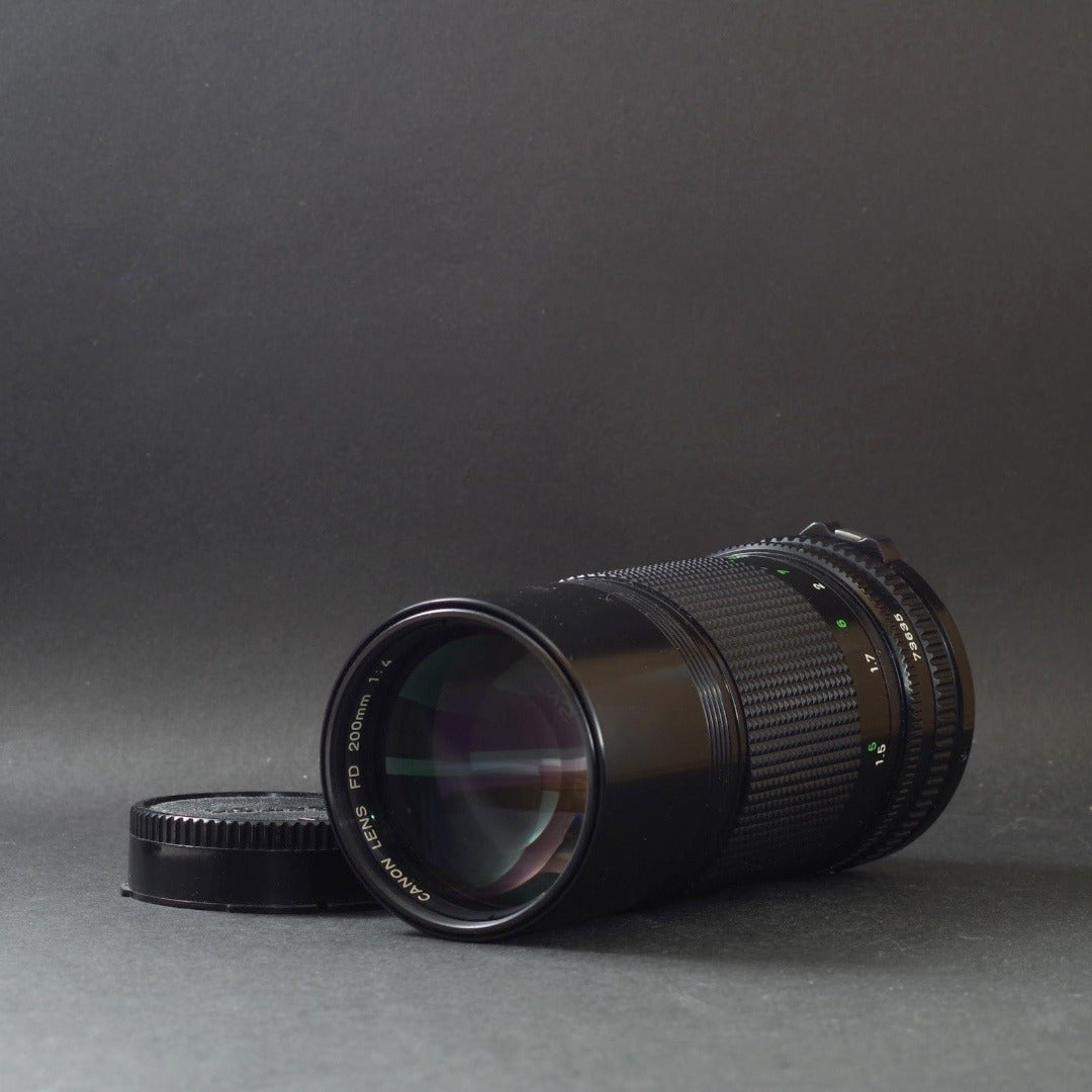 Canon New FD 200mm f/4 - Filem.sg