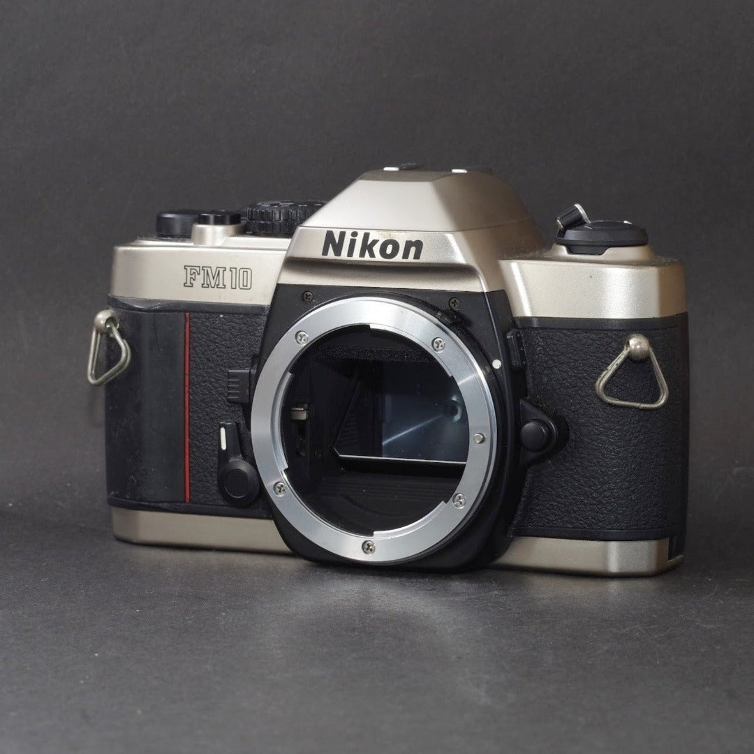 Nikon FM10 - Filem.sg