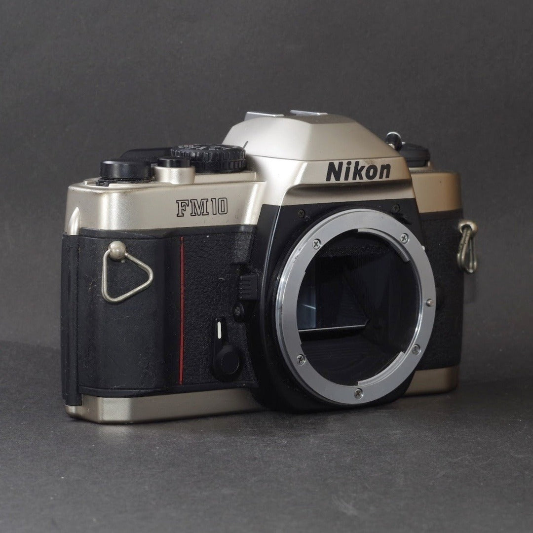 Nikon FM10 - Filem.sg