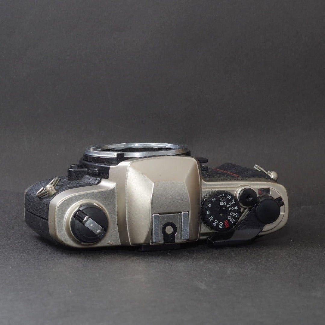 Nikon FM10 - Filem.sg