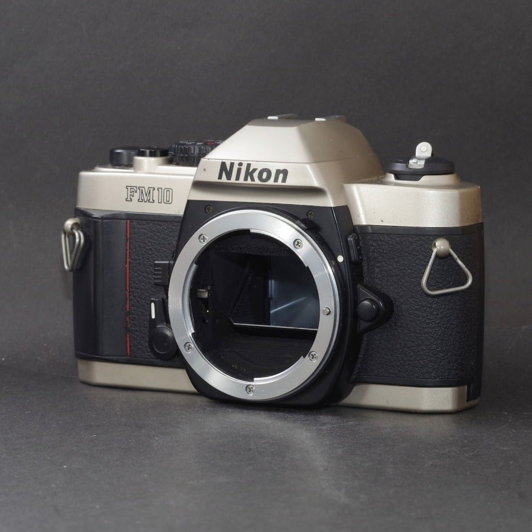 Nikon FM10 - Filem.sg