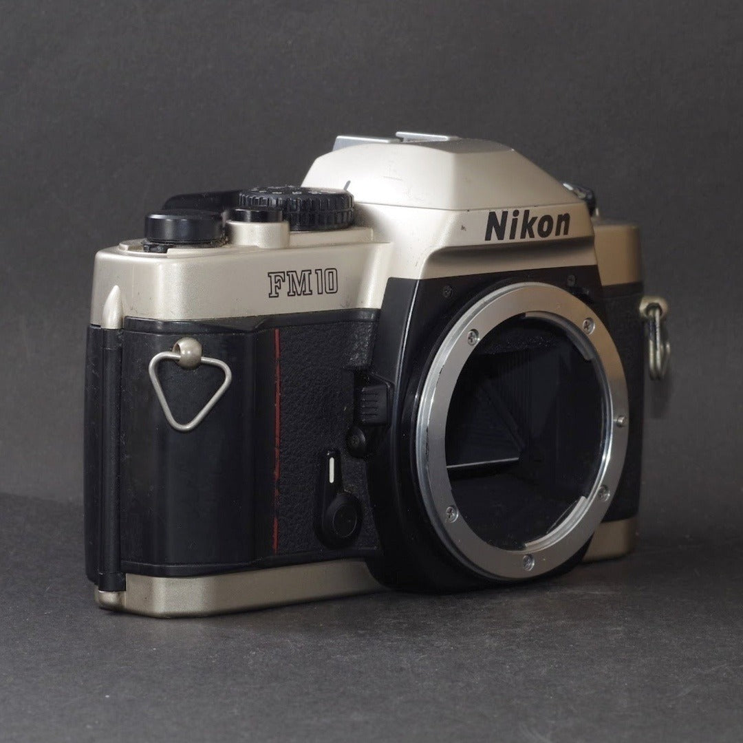 Nikon FM10 - Filem.sg